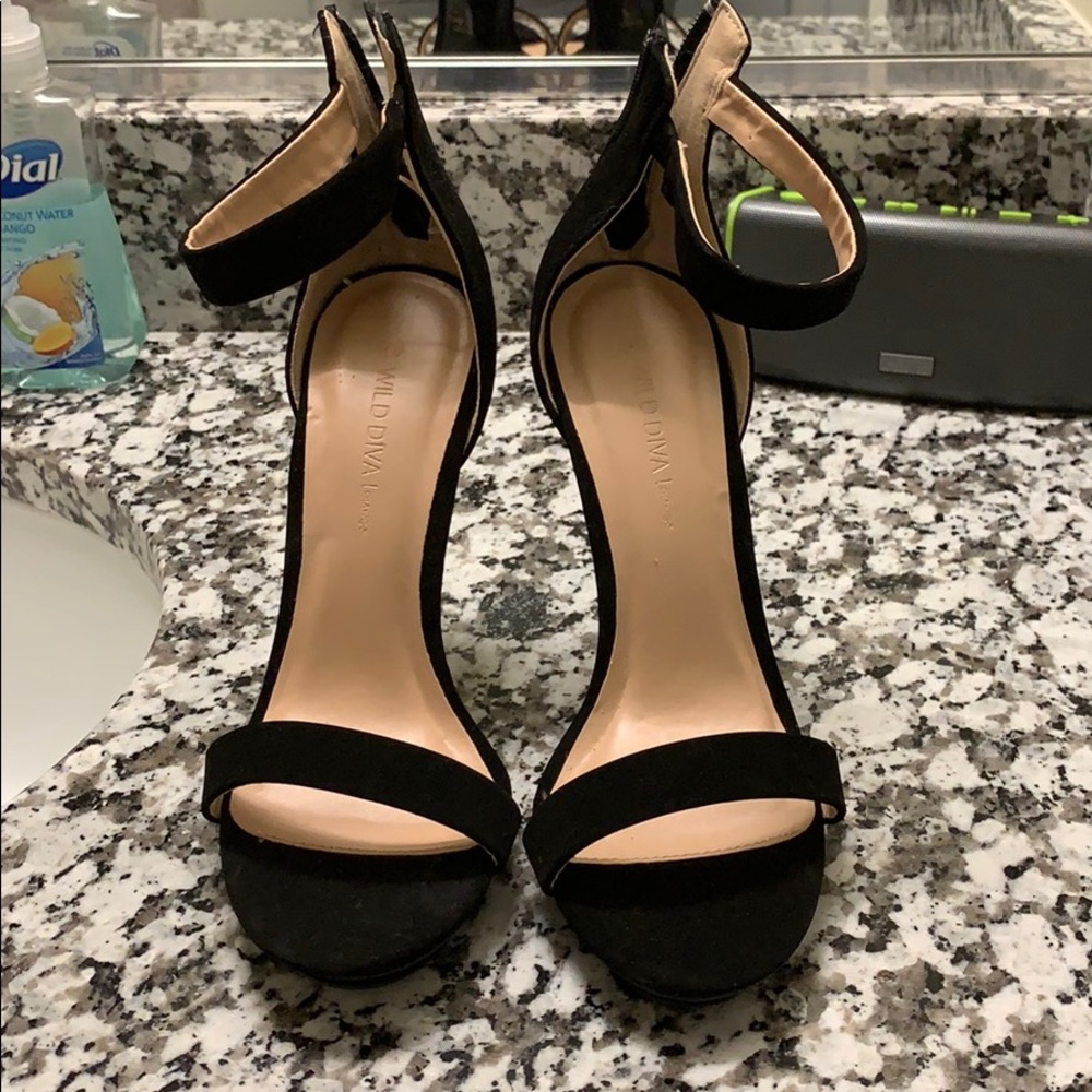 Black open toe sandals